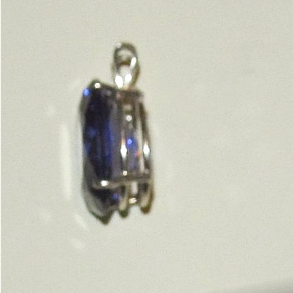 Deep Purple/Blue Oval Stone Pendant in Silver Setting - Picture 7 of 10